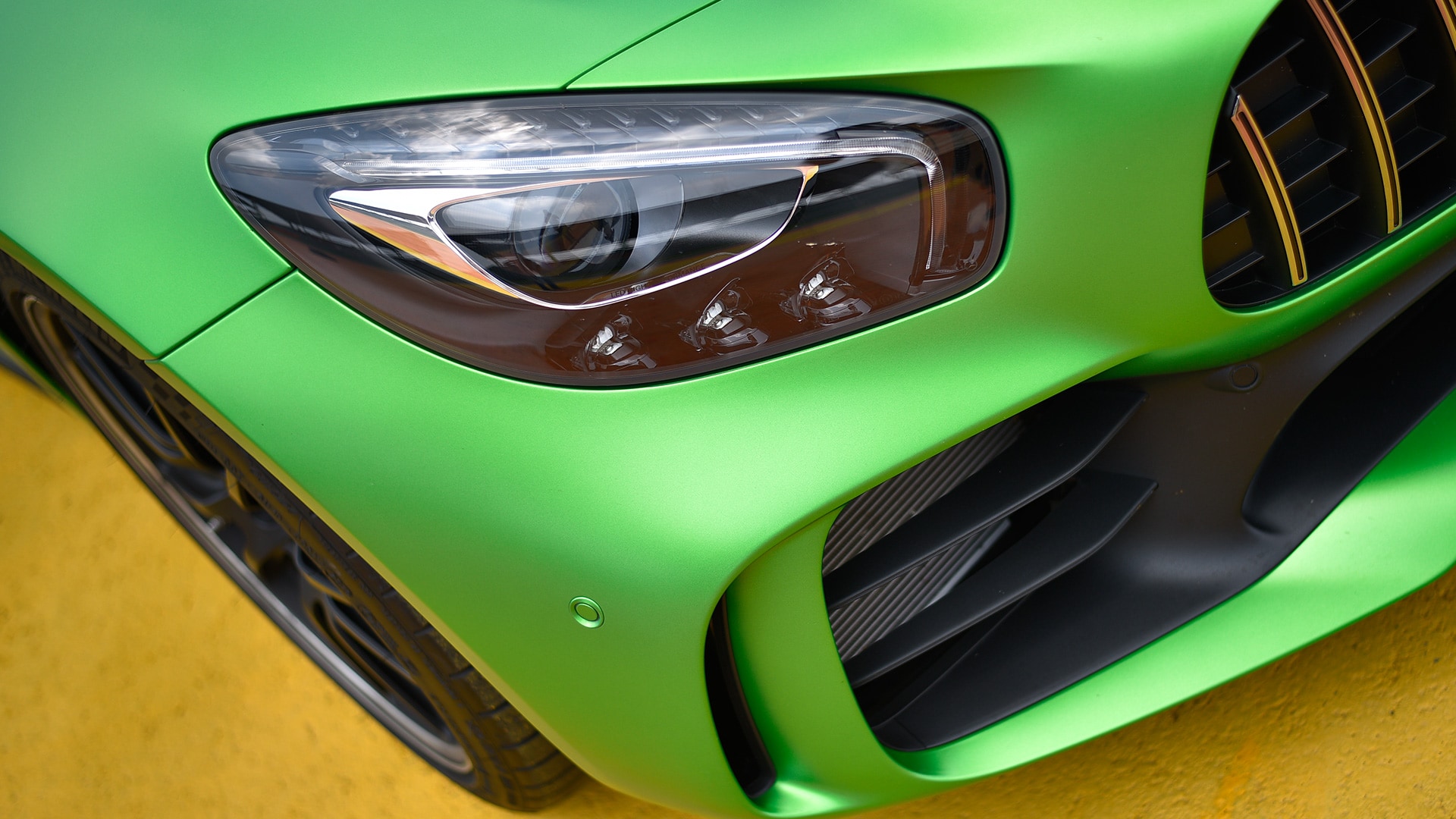 Mercedes Benz AMG GT 2017 R Exterior